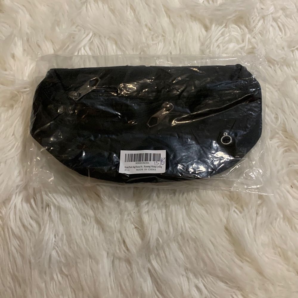 Waist Fannypack bag with three zipper compartments